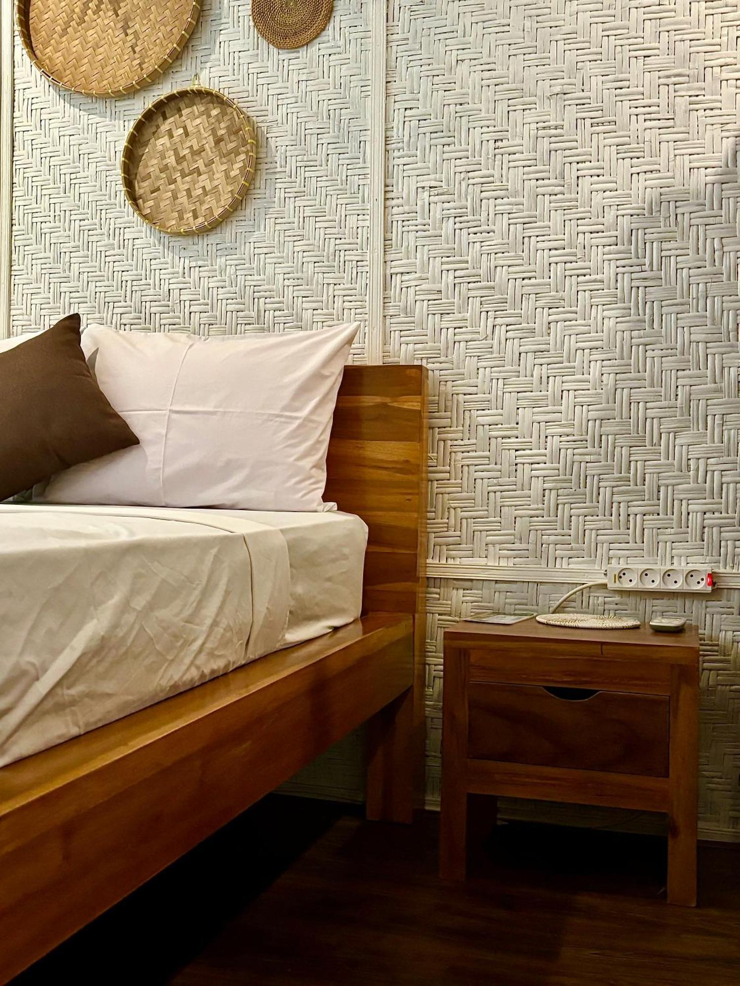 Alibaba Hotel 2*